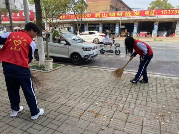 岳陽市江南通信職業(yè)技術(shù)學(xué)校,岳陽江南學(xué)校,岳陽江南通信學(xué)校,岳陽職業(yè)學(xué)校